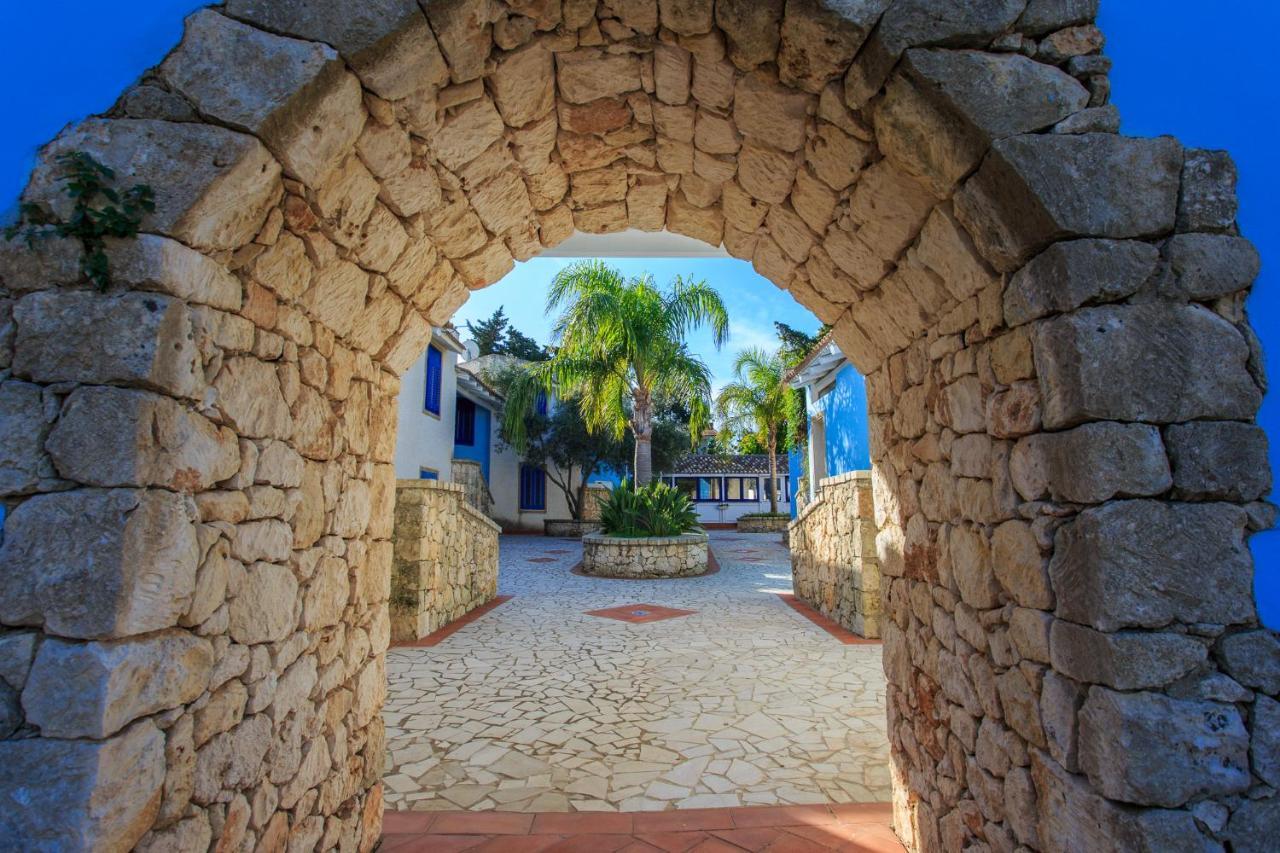 Borgo Marino Plemmirio Hotel Syracuse ภายนอก รูปภาพ